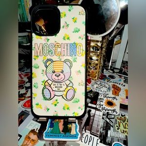 IPHONE 14 Pro Moschino case